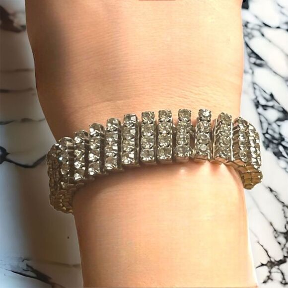 Vintage 1950s Rhinestone Expanding Bracelet - Picture 10 of 10